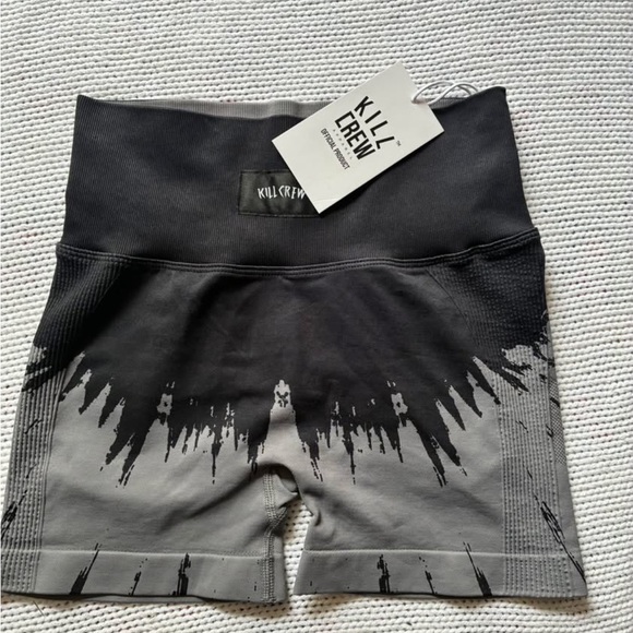 Kill Crew Monochrome Athletic Set - Picture 2 of 2